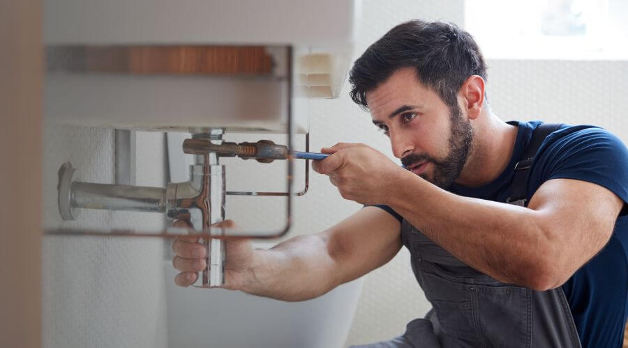 Professional water heater installation services in Putnam, OK